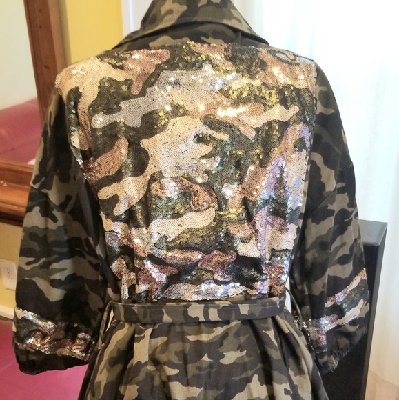 Jacket - Picture 2 of 3